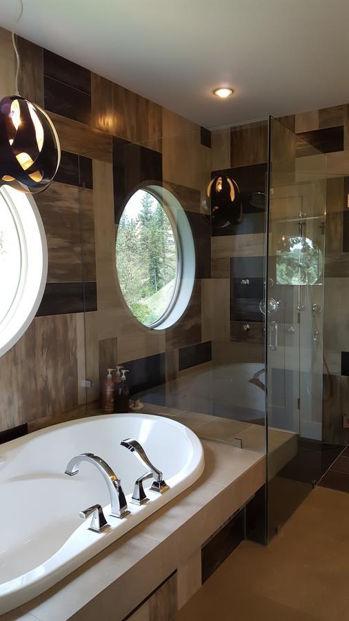 Teehouse Bed & Breakfast West Kelowna Exterior foto